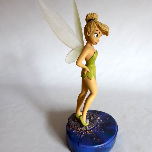 NEW 2000 WALT DISNEY GALLERY MARKRITA TINKERBELL FIGURE WITH HIDDEN PIN DRAWER - Picture 4 of 16